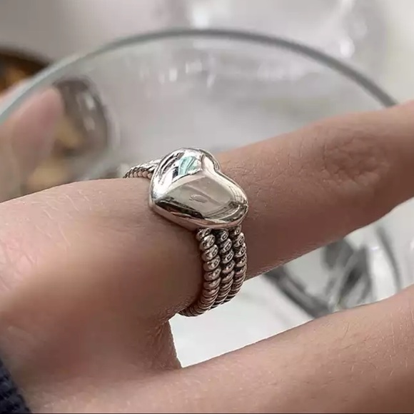 🤍Insta Love Heart ring Adjustable ring sterling silver ring - Picture 6 of 7